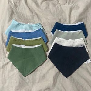 Pack of 8 drool bibs